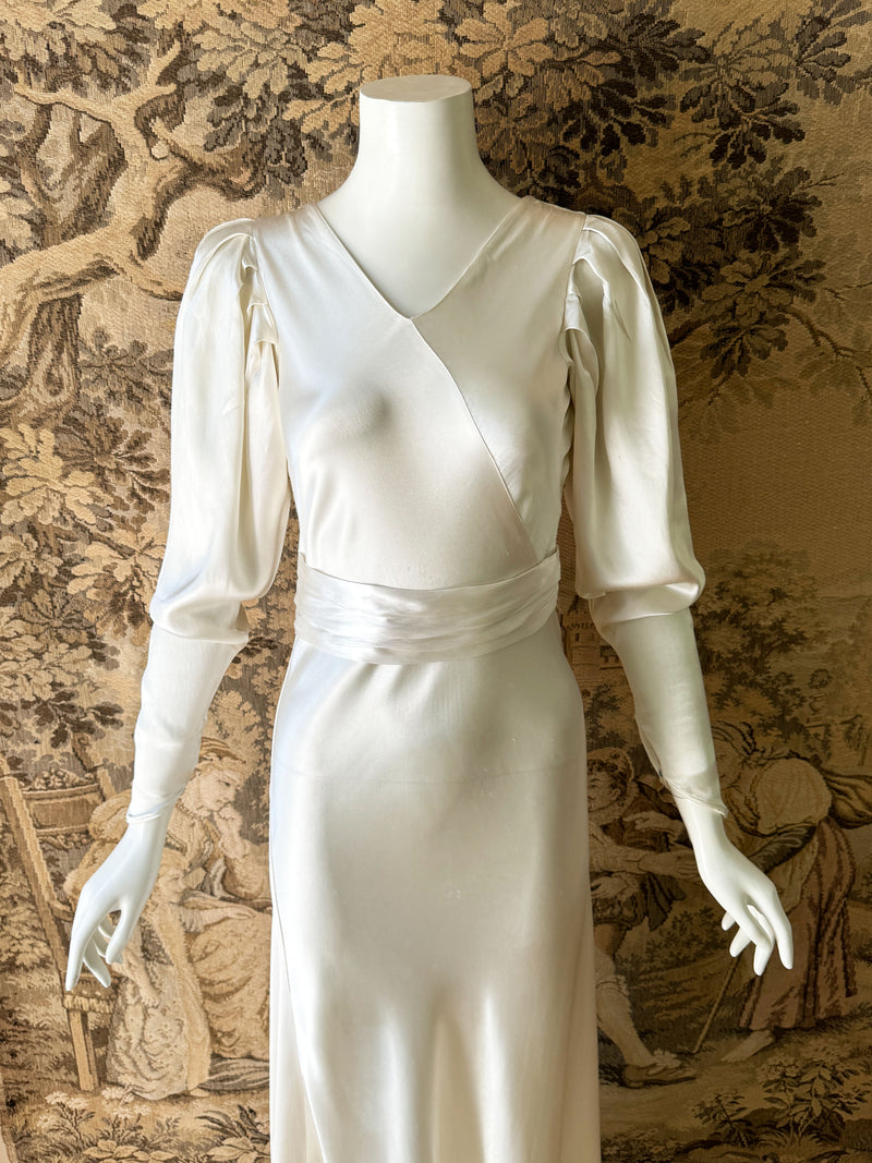 Art Deco 1930s Juliet Sleeve Satin Gown